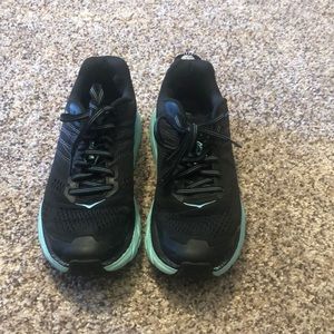 Hoka Clifton 6 women’s running shoe used size 7